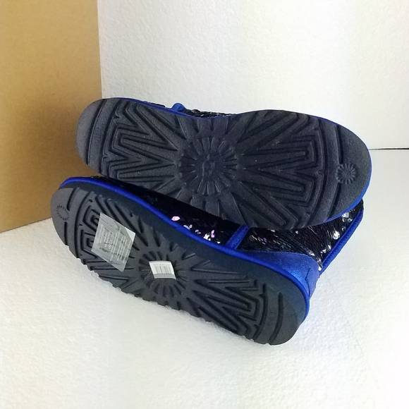 NWT UGG Sequin Boot - Picture 13 of 15